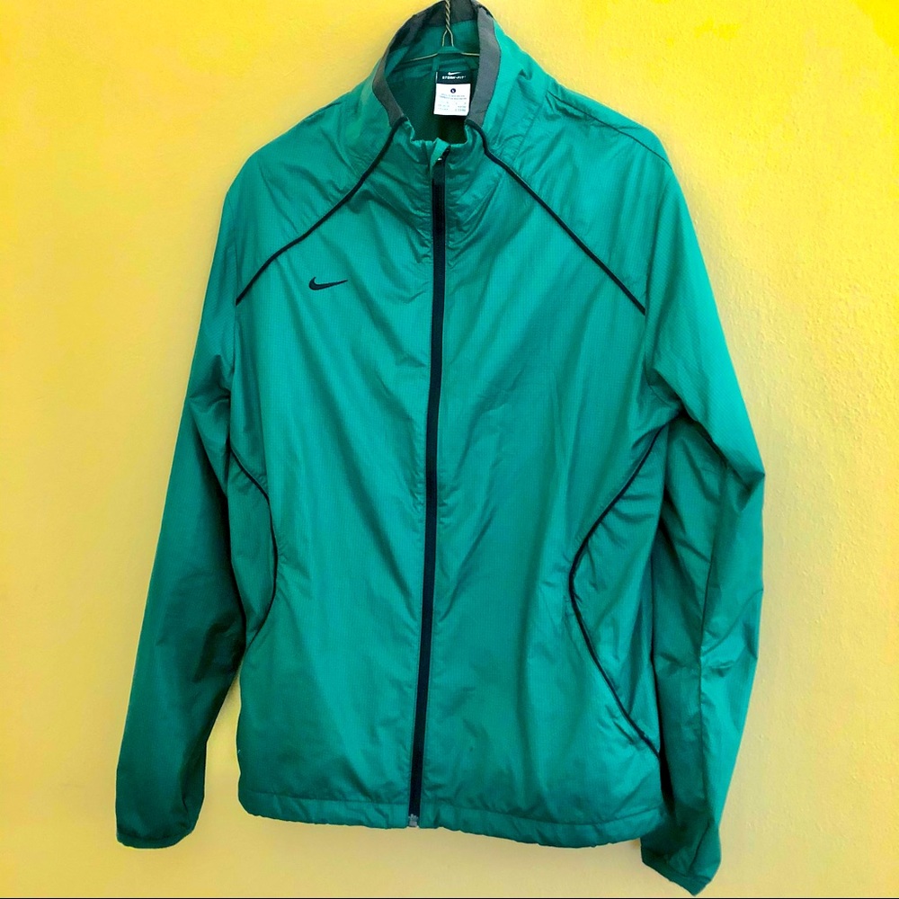 Green Nike Storm-Fit lightweight running jacket SzL